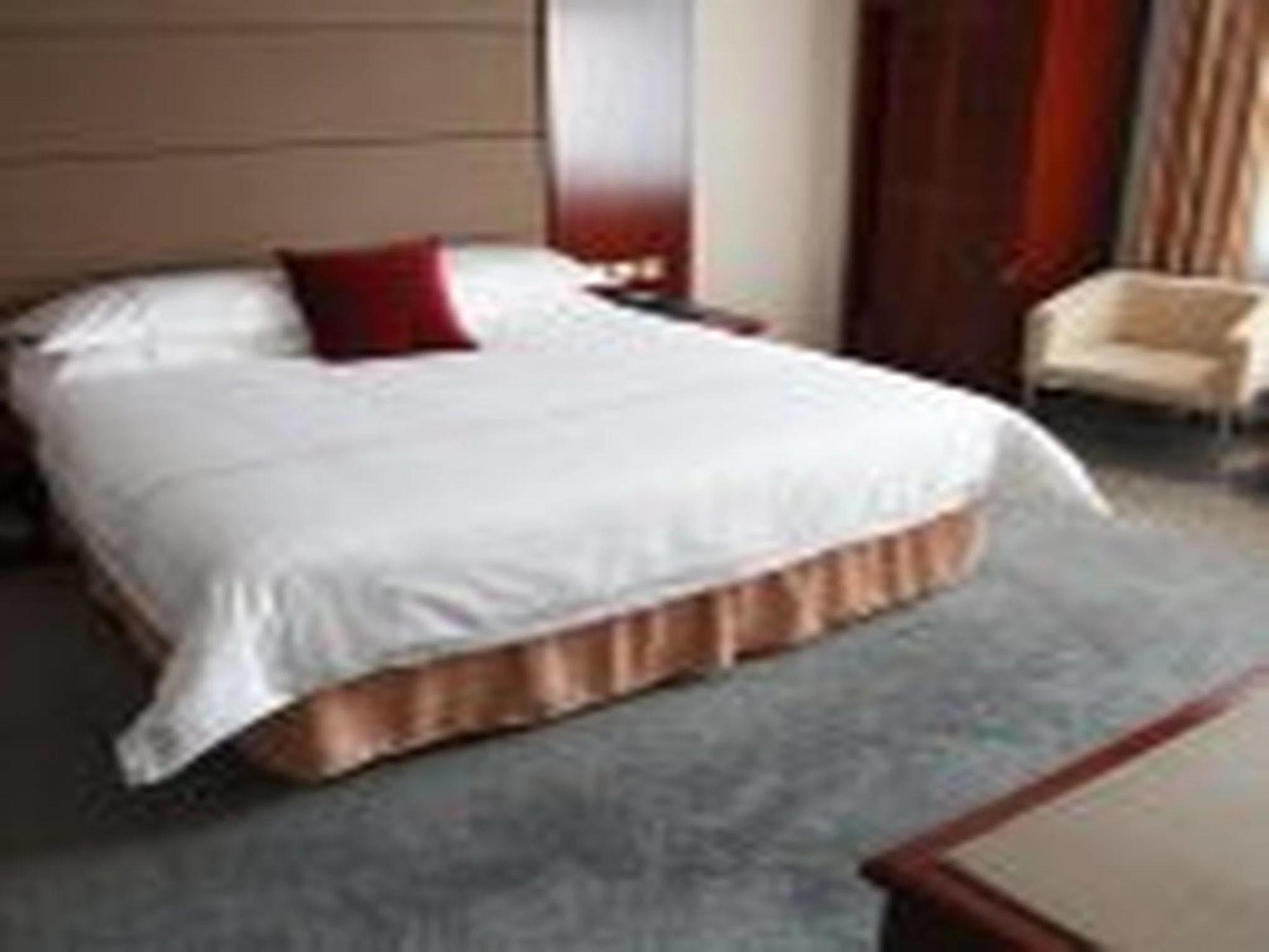 New Gloria Plaza Garden Hotel Harbin Buitenkant foto